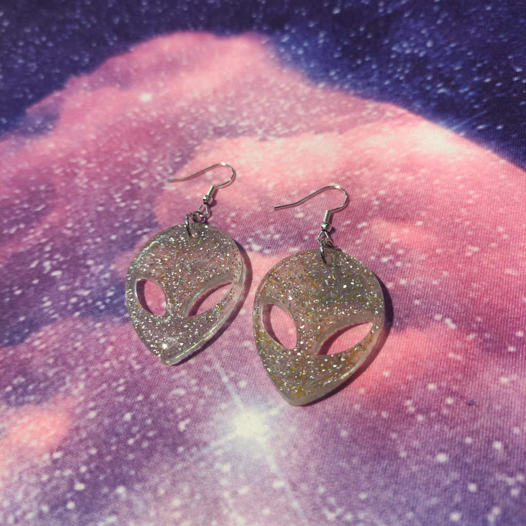 Sparkling Alien ๐ฝ Earrings