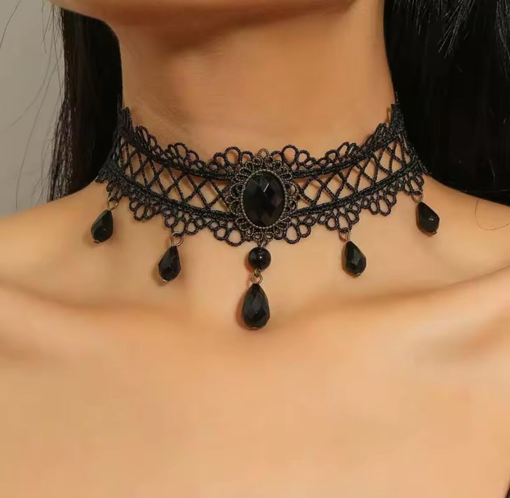 Victorian Mary Choker Necklace