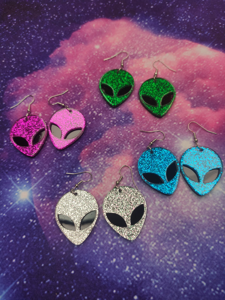 Sparkling Alien ๐ฝ Earrings