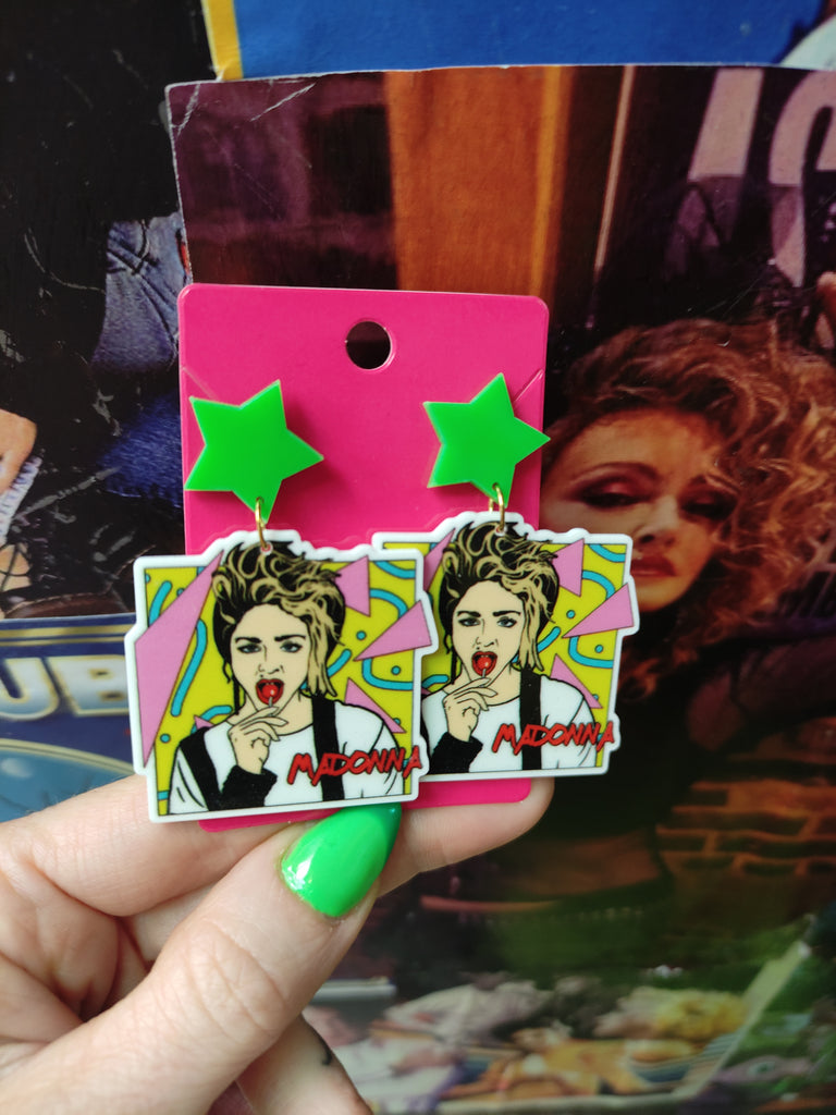 The Queen ๐ Earrings