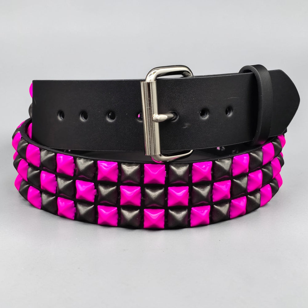 PINK BLACK CHECKERED PYRAMID STUD BELT