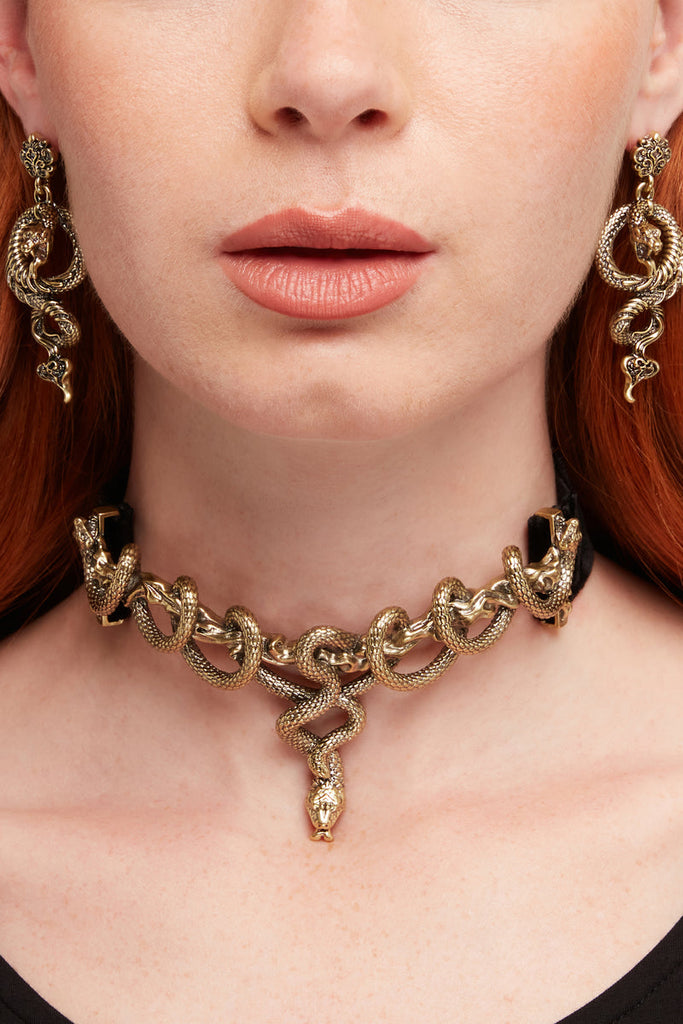 Deadly Coil Choker Gold