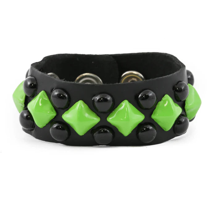 FB263 DIAMOND STUDDED ROUND STUDDED BRACELET